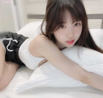 星星：157cm 44kg C 19歲  #高雄