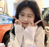 江江 156cm  46kg  C+  20歲   #台北