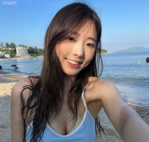 露娜 163/E/48kg/24歲  #中部可約