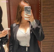 晴晴  163cm  48kg Ecup 24歲