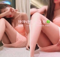 波比❤️ 168 25歲 E奶 50Kg #秘書爆乳燃情,挺立的雙乳