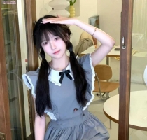 薇婭 158cm C奶 22歲 44kg　