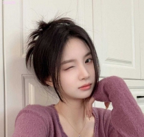 艾米 162cm  48kg  C-  25歲  #高雄