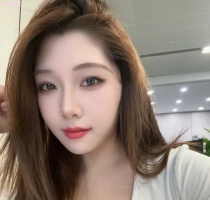 momo 162.E.49kg 26歲