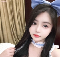 小穎 162cm F 24歲47kg 超大杯純天然F奶