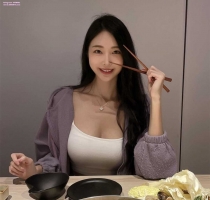 沫沫 169     48    E  23歲   #台北