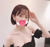 泡泡  160cm-E奶-46kg-23歲