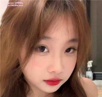 小 巴  164/46 小D 25 歲