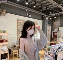 小霞 162cm 46kg C+ 23歲