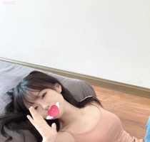 四不四  158cm.45kg.D奶 20歲