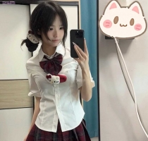 媚兒 159.C奶.18歲 .42kg 性格活潑開朗