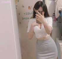 騷騷   164cm 25歲 D 50kg  比例不錯 綫條美