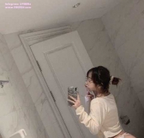 依雲   158 44 D 20歲 學生妹兼職 小隻馬