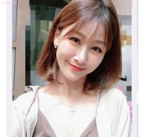 凡心  164cm  D+ 33歲  48kg