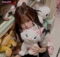 芊芊：152.B.18y.41kg