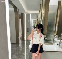 雨菲 158-19歲-C奶-42kg