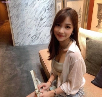 愛愛 160/44/C+/21歲