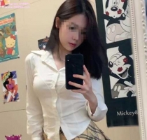 小楓 163 50 D 24歲  #新竹